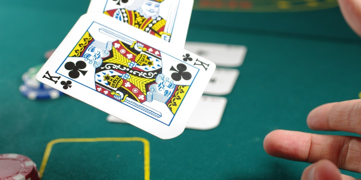 Die Psychologie des Spielens: Einfluss von Online-Casinos auf das Verhalten der Spieler und deren Risikomanagement