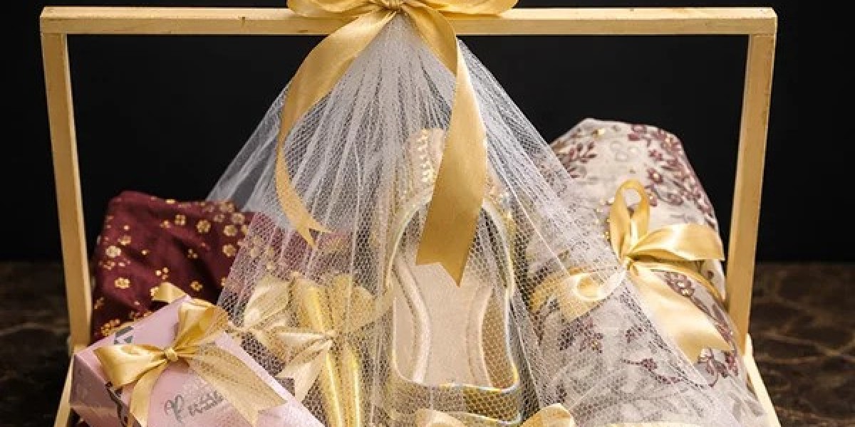 Where to Buy the Best Wedding Gifts to Send to Pakistan Online