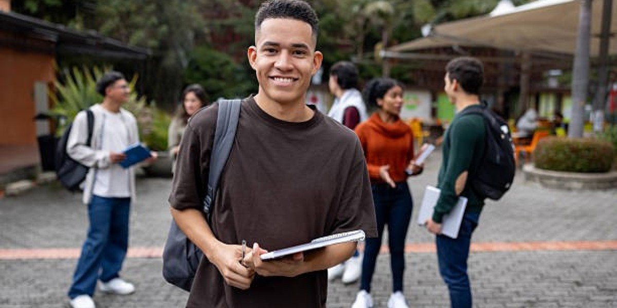 How Collaborative Learning Improves Student Engagement